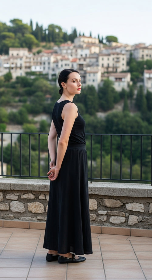 Black pleated casual maxi skirt